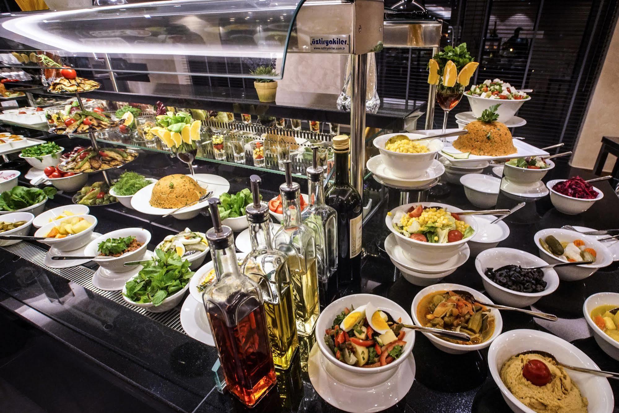 埃斯基谢希尔希尔顿花园酒店 外观 照片